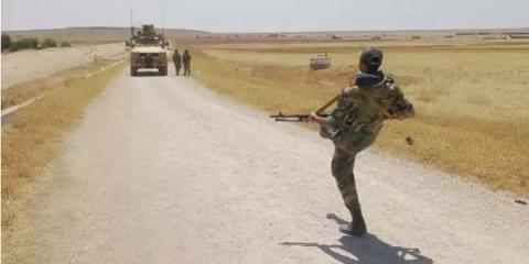  من الجيش العربي السوري يتحدى دورية أميركية