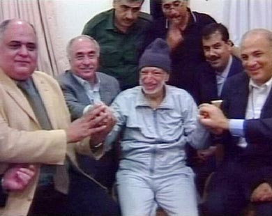 ياسر عرفات قيل إنه اغتيل بسم يعمل ببطء على تدمير أجهزة الإنسان الداخلية