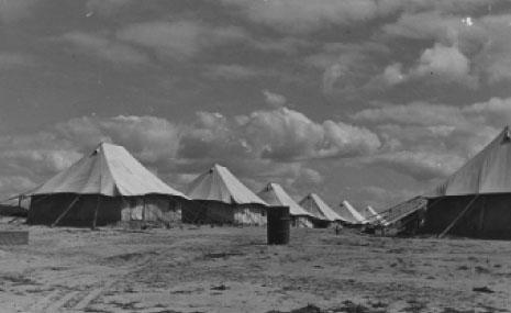 مخيم اللاجئين اليونانيين في النصيرات في فلسطين 