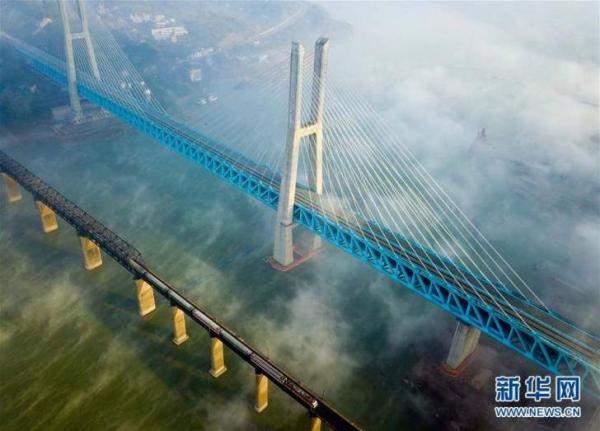 ​الصين​ جسر "بايشاتو الكبرى"
