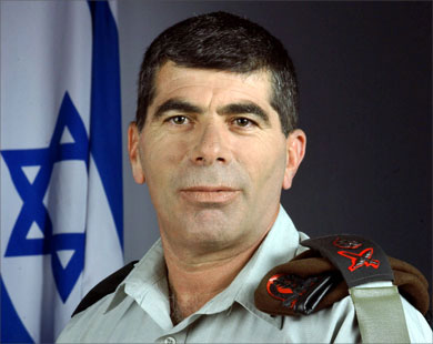 قائد الجيش الإسرائيلي غابي أشكينازي