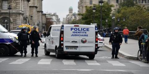  أربعة شرطيين بهجوم مسلح استهدف مركزاً للشرطة في باريس