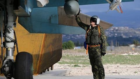  الروسية تكشف عدد مقاتلاتها المرابطة في “حميميم”