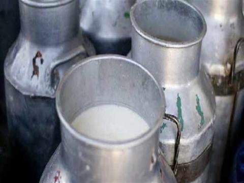  توفر الحليب السوري سببه “التهريب إلى لبنان”