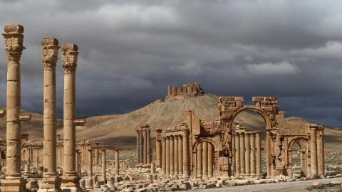 صحيفة لوموند الفرنسية تنشر تقريراً عن عودة الرحلات السياحية إلى سورية