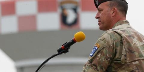 جنرال أمريكي يشير إلى تأثير أزمة أوكرانيا على سوريا وخبراء روس يعلقون