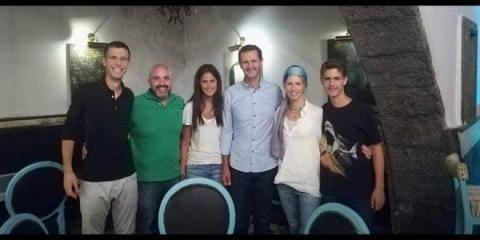  الأسد وعائلته