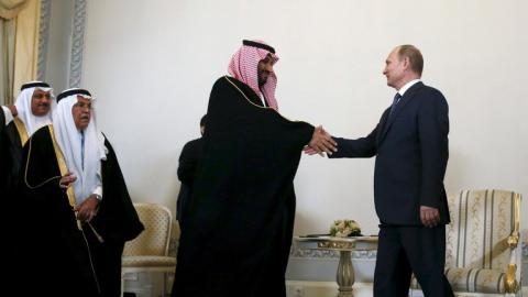  من الأرشيف خلال زيارة ولي العهد السعودي الأمير محمد بن سلمان إلى روسيا قي 2015
