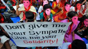 متظاهرون يطالبون بحقوق مرضى الأيدز