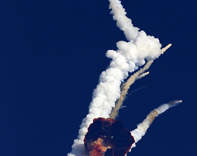 انفجار الصاروخ يشكل نكسة للصناعات الفضائية الهندية