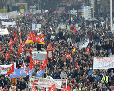 مظاهرات احتجاجية بفرنسا في أكتوبر/تشرين الأول الماضي
