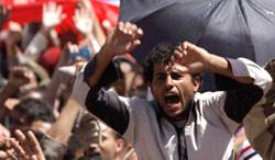 اليمنيون يصرون على اسقاط صالح