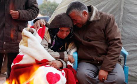 تنتشر تعليقات مفادها أنّ «الأكراد يستحقّون أن يصيبهم الزلزال» (أوميت بكتاش ــ رويترز)