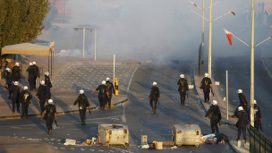 قوات مكافحة الشغب خلال مواجهات أخيرة مع متظاهرين