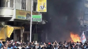 مقرات الإخوان تعرضت لهجمات من محتجين غاضبين من الإعلان الدستوري لمرسي