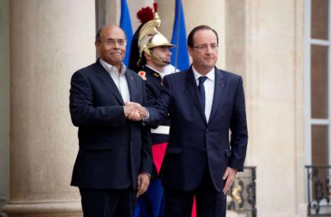 الرئيس الفرنسي يستقبل الرئيس التونسي في الإليزيه أمس (الين جوكارد ــ أ ف ب) 
