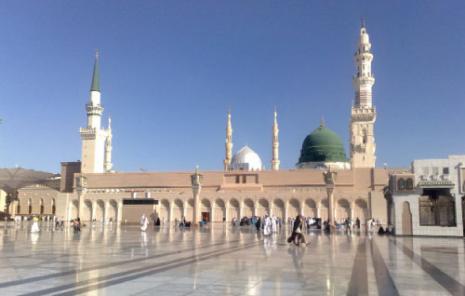 المسجد النبوي في المدينة المنورة الذي سيتبدل بأكبر جامع في العالم 
