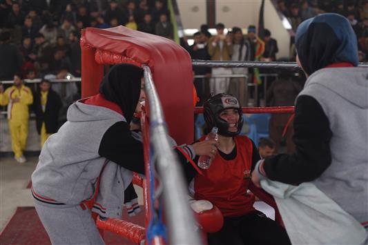 صورة أرشيفية لصدف أثناء مشاركتها في مباراة في كابول (أ ف ب)