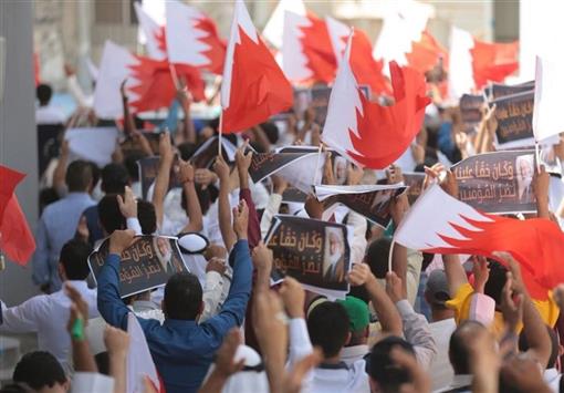 تظاهرة في الدراز غرب المنامة أمس (تسنيم)