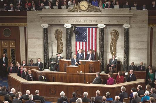 اوباما خلال إلقاء خطابه أمام الكونغرس امس (ا ب ا)