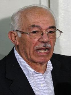 الأستاذ حسن عبد العظيم