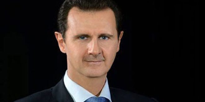 الرئيس الأسد في اتصال هاتفي مع القادة والجنود البواسل في دير الزور: أثبتم بصمودكم بوجه أعتى التنظيمات الإرهابية أنكم على قدر المسؤولية