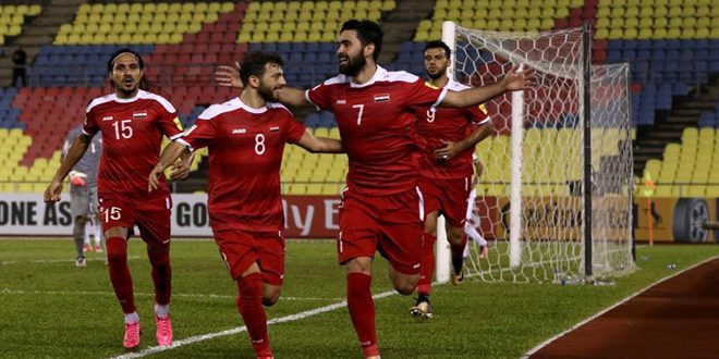 منتخب سورية ينعش آماله بالتأهل إلى نهائيات كأس العالم بفوزه على قطر