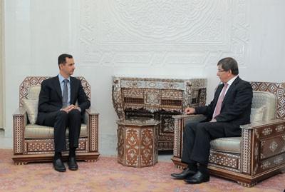 الرئيس الأسد و الوزير داوود أوغلو