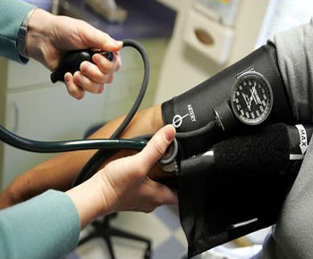 أكثر المخاطر المؤدية للوفاة في العالم ارتفاع ضغط الدم