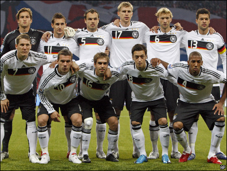 ألمانيا تأهلت 11 مرة إلى المربع الذهبي في كأس العالم.