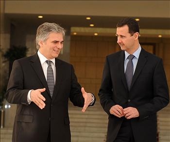 الأسد خلال استقباله فايمان في دمشق أمس