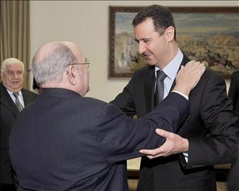 الأسد خلال لقائه ديسكوتو في دمشق امس