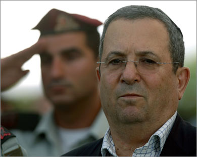 باراك قال إن حكومة لبنان ستتحمل نتائج أي صدام بين إسرائيل وحزب الله.