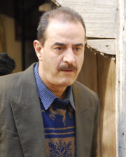بسام كوسا في «العار».