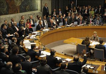 جلسة مجلس الأمن برئاسة أوباما خلال التصويت على قرار مكافحة الانتشار النووي في نيويورك أمس
