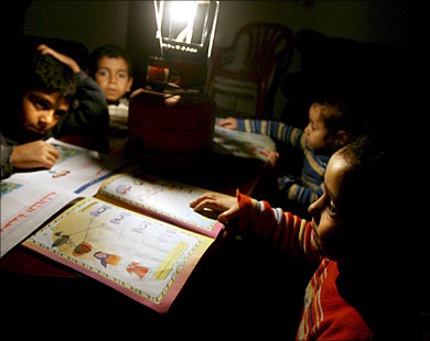 عاشت غزة أزمات كهربائية عديدة في السابق