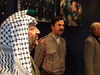 ياسر عرفات، صدام حسين في متحف توسو في لندن