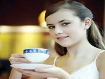 يحتوي الشاي الأبيض مركبات كيميائية تمنع تراكم الدهون